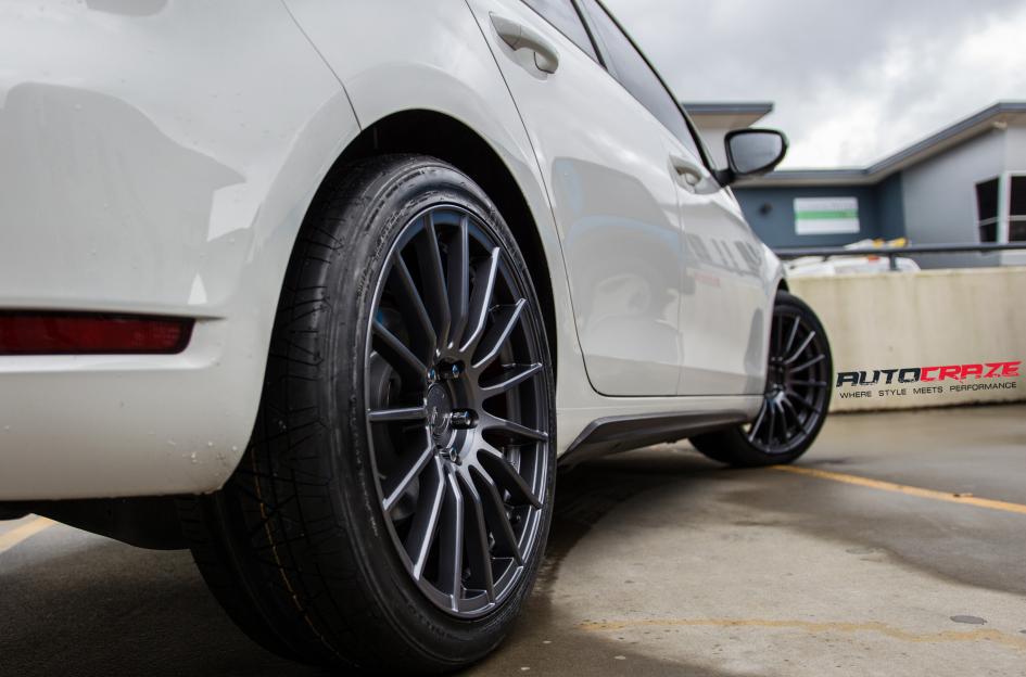 VOLKSWAGEN GOLF SF05 SATIN GUN METAL